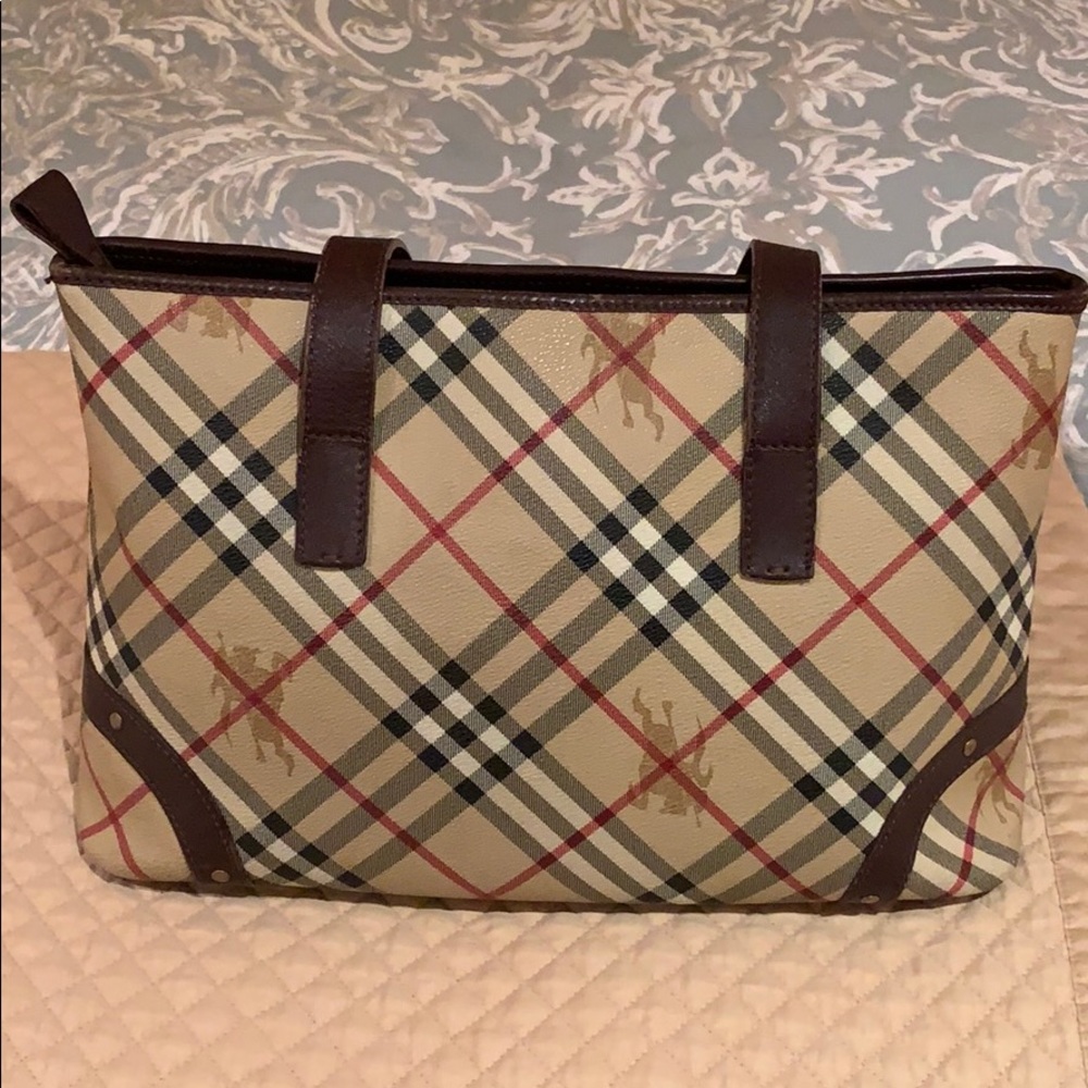 Mid-sized authentic Burberry bag.